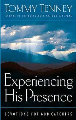 Experiencing His Presence: Devotions for God Catchers image number 0