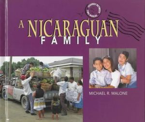 A Nicaraguan Family image number 0