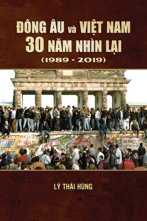 Dong Au Vietnam 30 Nam Nhin Lai image number 0