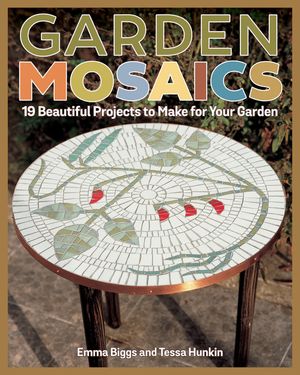 Garden Mosaics: 19 Beautiful Projects to Make for Your Garden image number 0