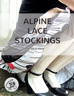 Alpine Lace Stockings: Traditional knitting patterns from Austria and Bavaria image number 0