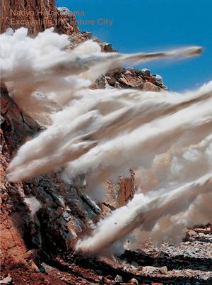 Naoya Hatakeyama: Excavating the Future City image number 0