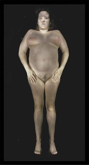 Gary Schneider: Nudes image number 0