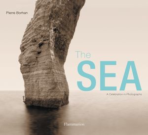 The Sea: A Celebration in Photographs image number 0