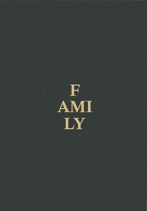 Family: A Contemporary Portrait by Magnum Photos and Guest Artists image number 0