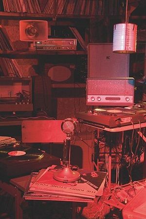 Janet Cardiff & George Bures Miller: The Killing Machine and Other Stories, 1995-2007 [With DVD] image number 0