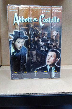 Abbott & Costello Gift Set (Africa Screams/Jack & The Beanstalk/In The Movies/Live & Hilarious/The Colgate Comedy Hour) [VHS] image number 1