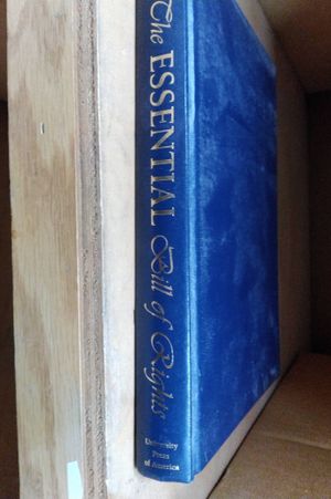 The Essential Bill of Rights: Original Arguments and Fundamental Documents image number 0