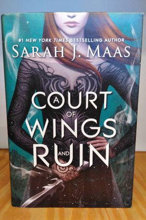 A Court of Wings and Ruin (A Court of Thorns and Roses) image number 0