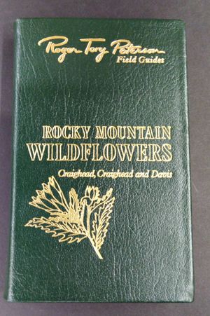 Rocky Mountain Wildflowers from Northern Arizona and New Mexico to British Columbia (Roger Tory Peterson Field Guides) image number 0