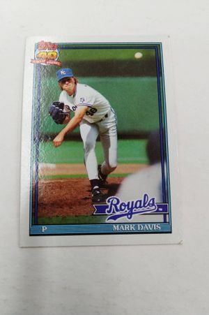 Mark Davis Baseball Card  image number 0