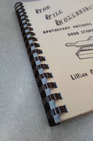 The Pill Rollers: Apothecary Antiques and Drug Store Collectibles image number 2