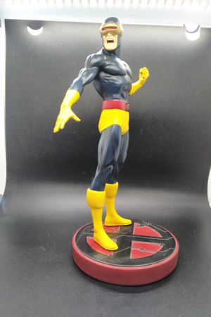 Cyclops Randy Bowen Statue  image number 0