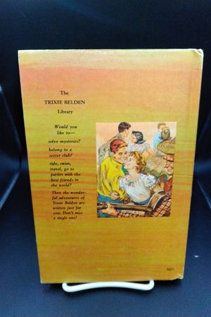 Trixie Belden and Mystery in Arizona image number 2