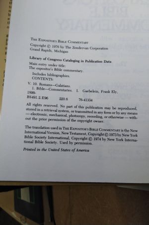 The Expositor's Bible Commentary, volume 10 (Romans-Galatians) image number 2