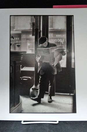 French Kiss: A Love Letter to Paris image number 2