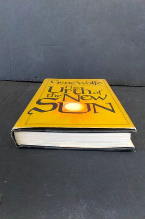 The Urth of the New Sun by Gene Wolfe (1987-11-01) image number 1