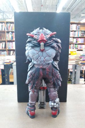 Quake Champions Scalebearer Statue image number 1