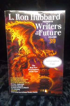 L. Ron Hubbard Presents Writers of the Future Volume 39 (L Ron Hubbard Presents: Writers Of the Future, 39) image number 0