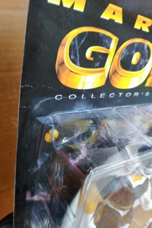 Marvel's Gold Collector's Edition: Taskmaster Figure image number 2
