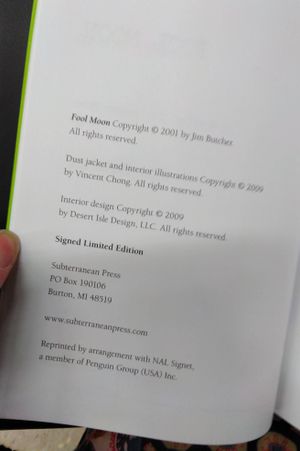 Fool Moon (The Dresden Files, Book #2) image number 2