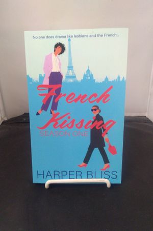 French Kissing Season 1 image number 0