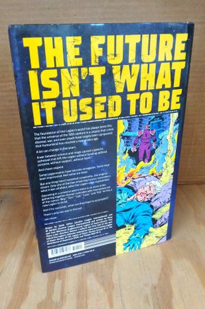 Legion of Super-Heroes: Five Years Later Omnibus Vol. 1 image number 1