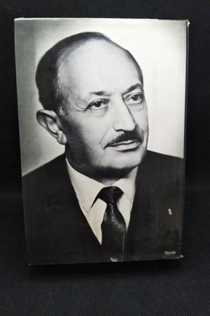 The Murderers Among Us: The Simon Wiesenthal Memoirs image number 1
