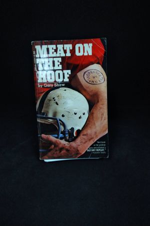 Meat on the Hoof: The Hidden World of Texas Football  image number 0