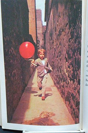 Red Balloon image number 1