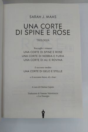 Una Corte di Spine e Rose Trilogia [A Court of Thorns and Roses Trilogy] image number 1