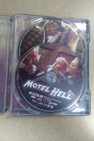 Motel Hell image number 2