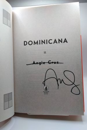 Dominicana: A Novel image number 1