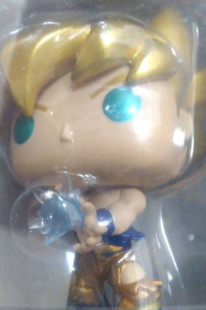 Funko Pop! Tees: Son Goku with Kamehameha image number 1