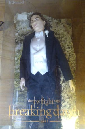 Barbie Collector The Twilight Saga: Breaking Dawn - Edward Doll image number 0