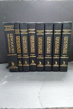 Dinosaurs: The Encylopedia with Supplements image number 0