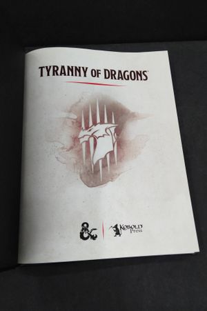 Dungeons and Dragons RPG: Tyranny of Dragons Alternate Cover image number 2