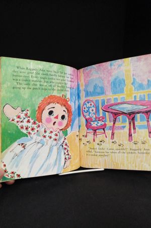 Raggedy Ann and the Cookie Snatcher image number 2