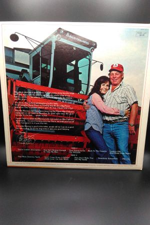Allis-Chalmers Presents Loretta Lynn image number 1
