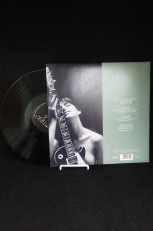 Kiss My Axe image number 2