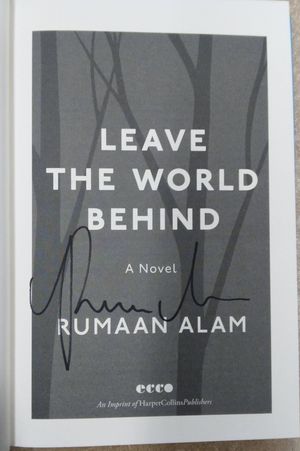 Leave the World Behind: A Novel image number 1