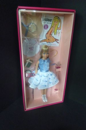 Skipper 50th Anniversary Barbie image number 0