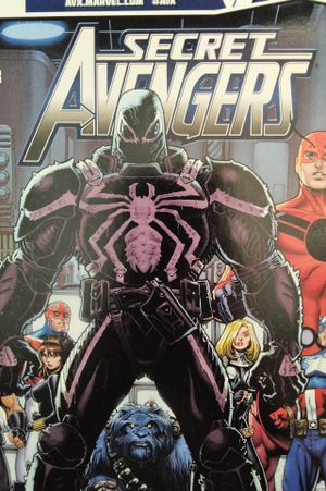 Secret Avengers Issue 23 image number 2