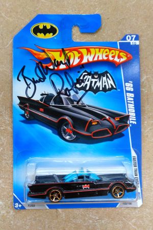 Hot Wheels '66 Batmobile (Signed by Burt Ward) image number 0