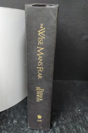 The Wise Man's Fear image number 0