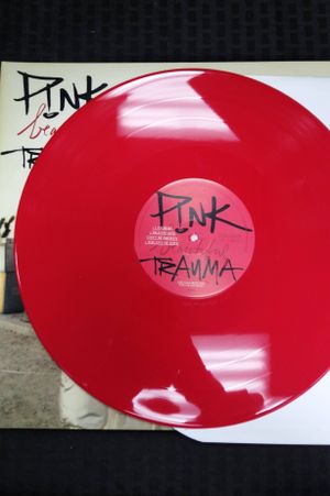 Pink - Beautiful Trauma Album Exclusive Limited Edition 2X Double 150gm Opaque Red Vinyl LP with MP3 codes image number 2