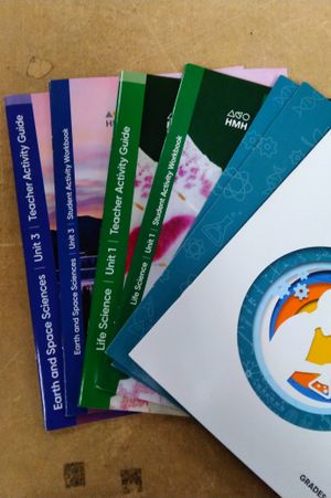 HMH Into Science Grades 6-8 Book Set image number 2