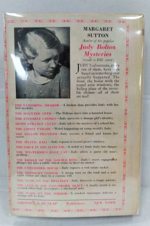 The Bungalow Mystery (A Nancy Drew Mystery) image number 1