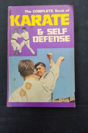 Complete Book of Karate and Self Defense image number 0
