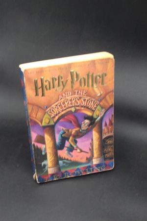 Harry Potter and the Sorcerer's Stone image number 0
